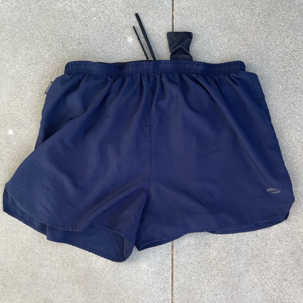 XL Brooks Running Shorts in Navy